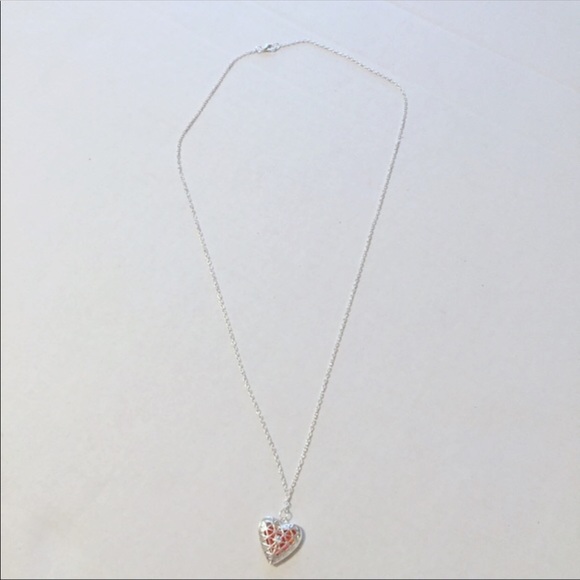 Essential Oil Heart Diffuser Necklace - Picture 2 of 5